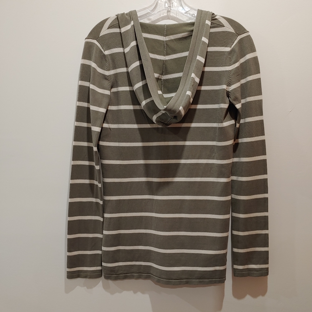 Tommy Bahama great & white striped hoodie - Picture 2 of 7